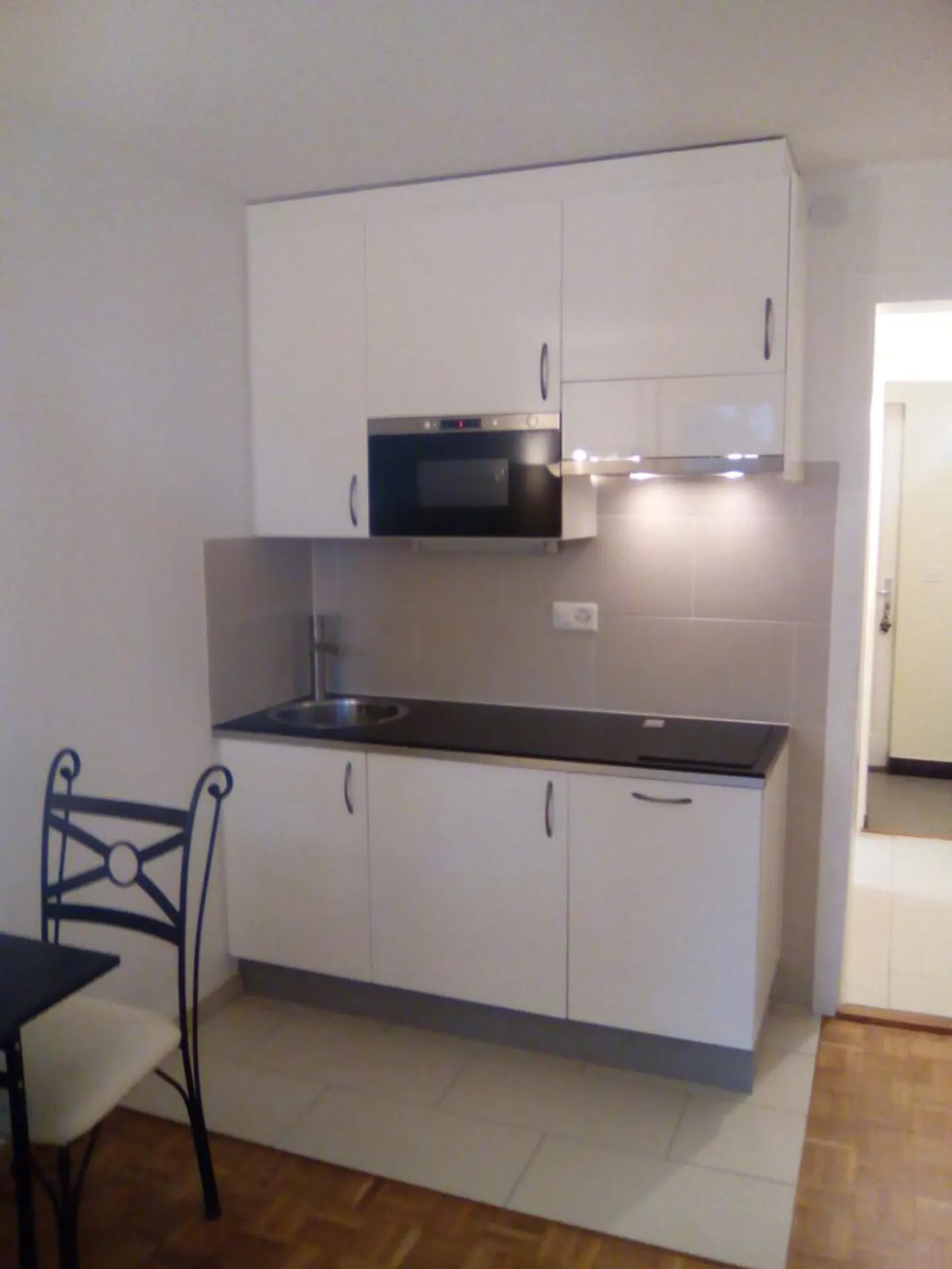 1-room apartment - Photo 2 of 3