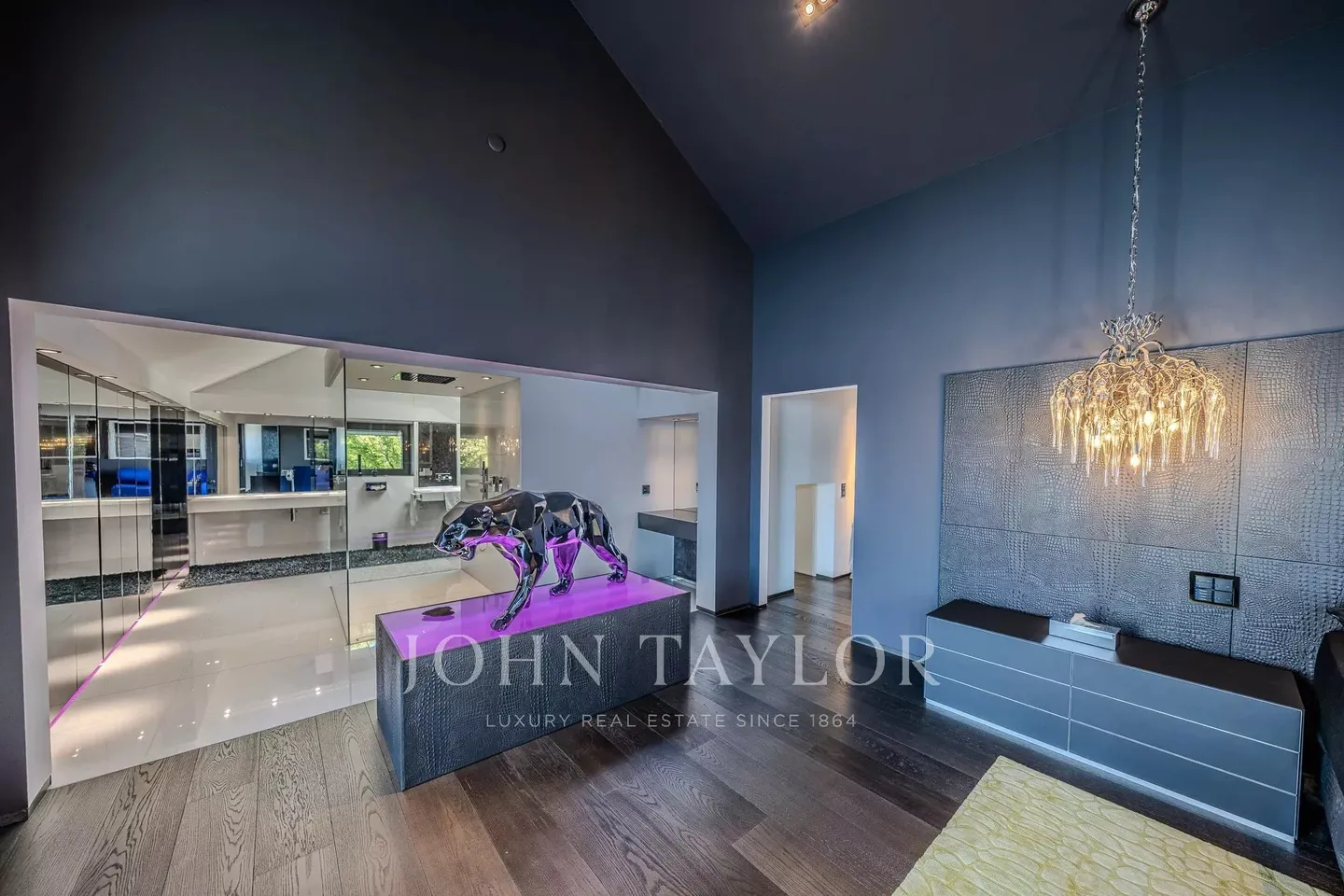 Luxury Villa with Lake View - Photo 6 of 12