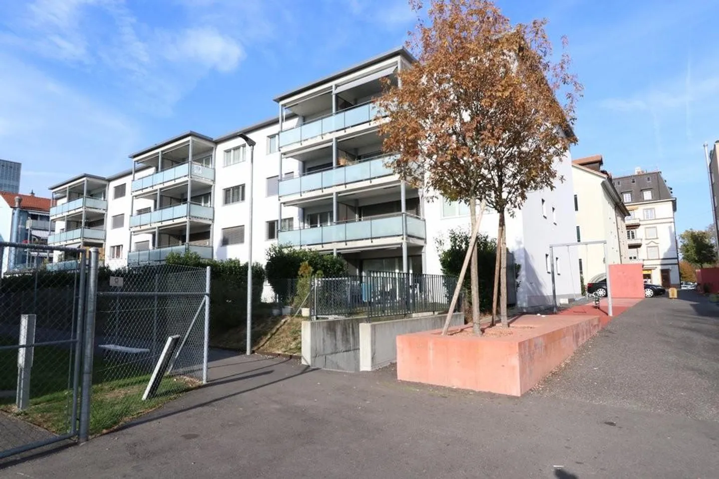 Everything within walking distance! - Photo 1 of 11