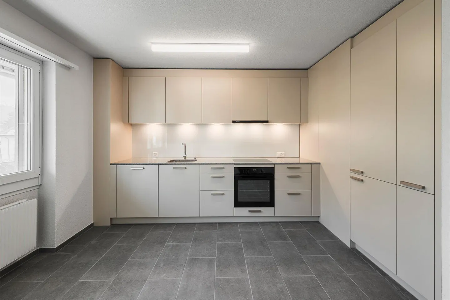 Gemütliche sanierte Wohnung in Burgdorf - Foto 2 von 6