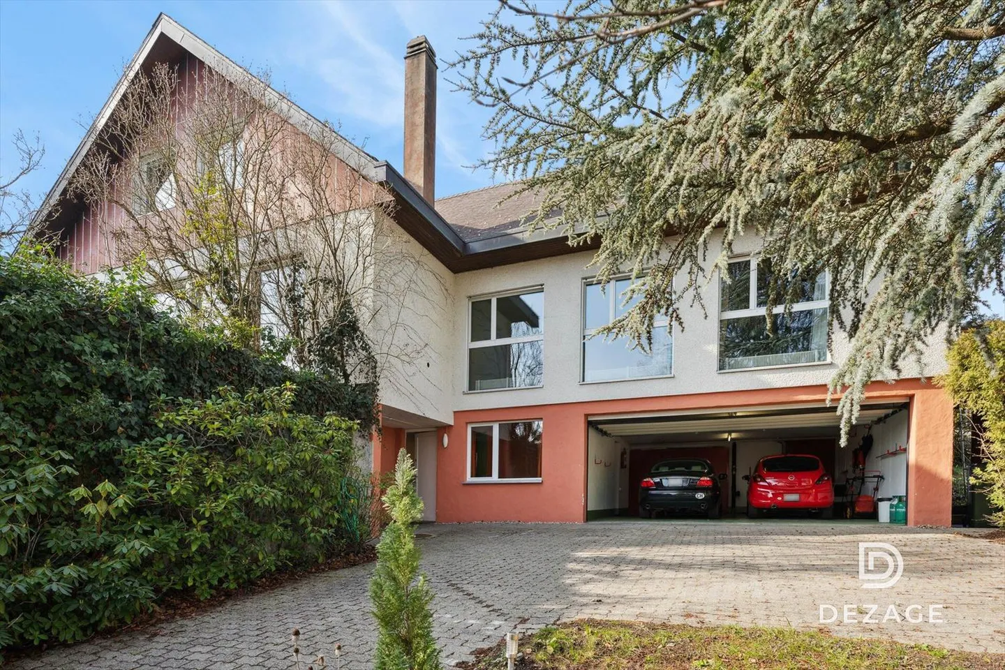 Spacious Architect's Villa on the Heights of Lucens - Photo 4 of 13