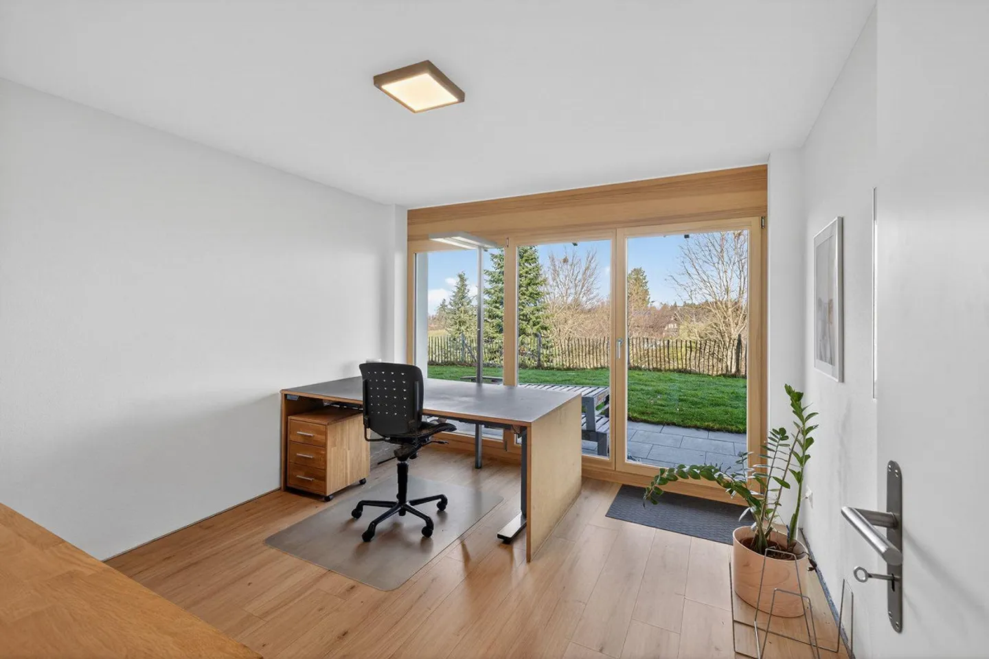 Casa unifamiliare quasi nuova con vista lago - Foto 10 di 13