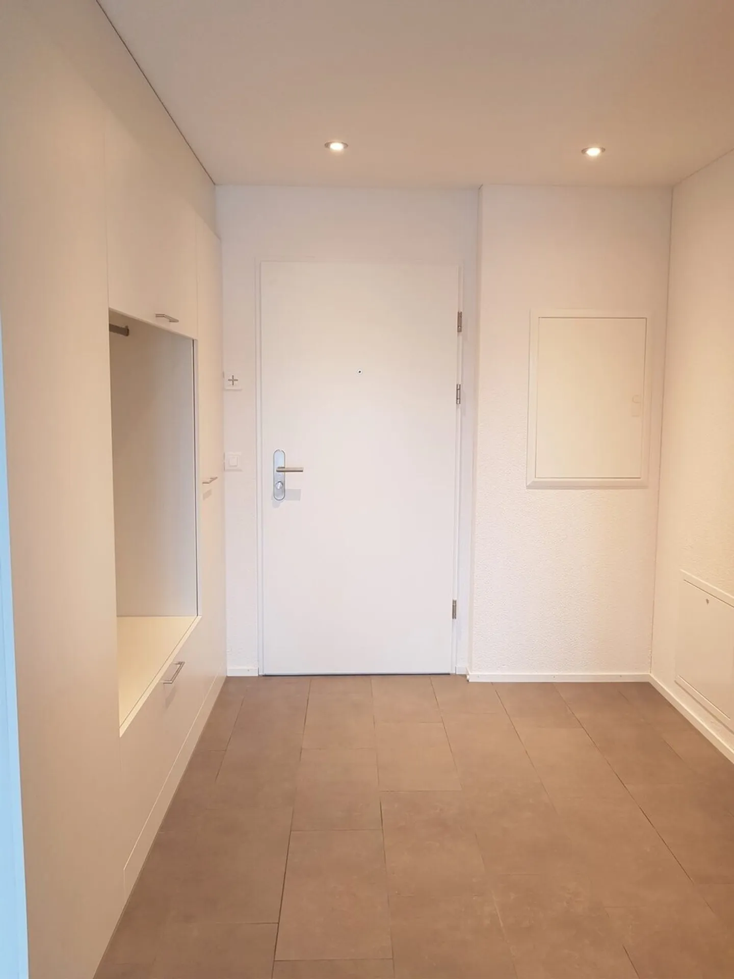 Perfect for singles and couples - Photo 2 of 6