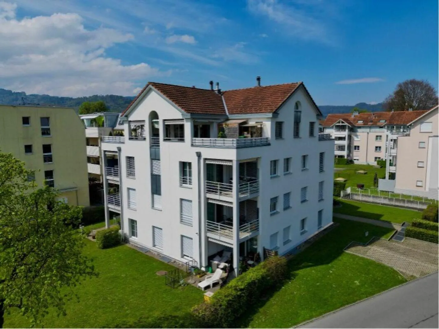 Condominio attraente in posizione privilegiata - Foto 8 di 10