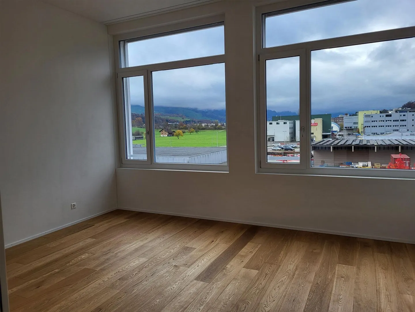 Grosszügige 5.5 Zimmerwohnung - Foto 5 von 9