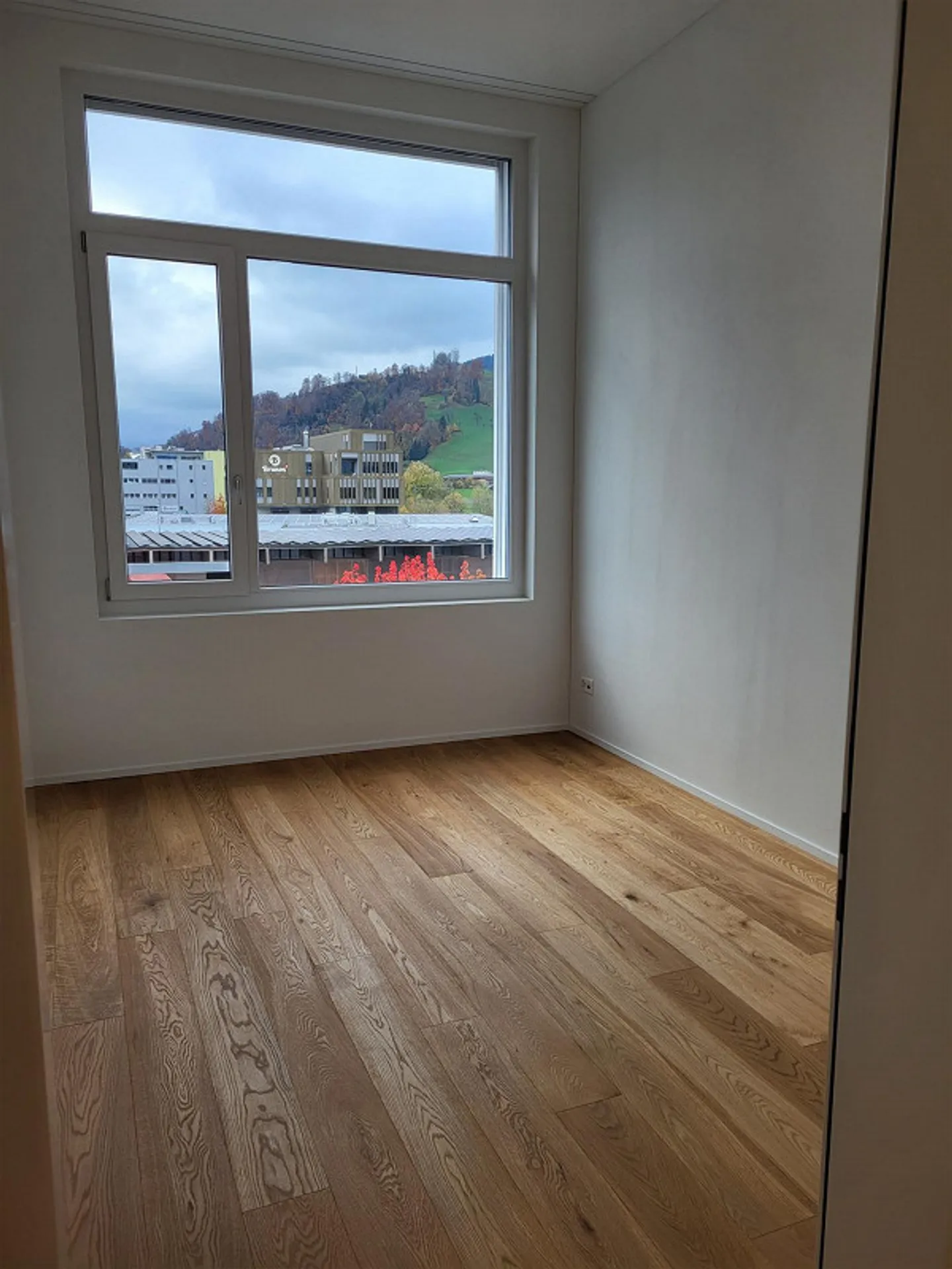 Grosszügige 5.5 Zimmerwohnung - Foto 6 von 9