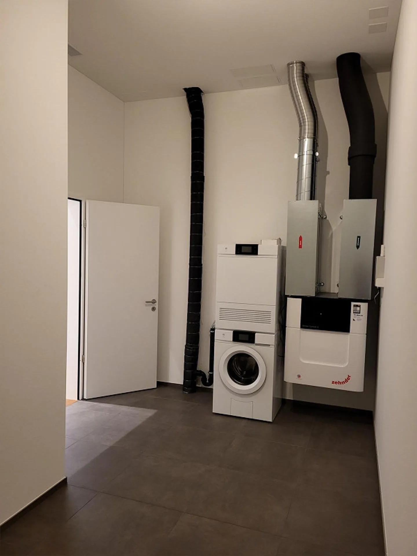 Grosszügige 5.5 Zimmerwohnung - Foto 8 von 9