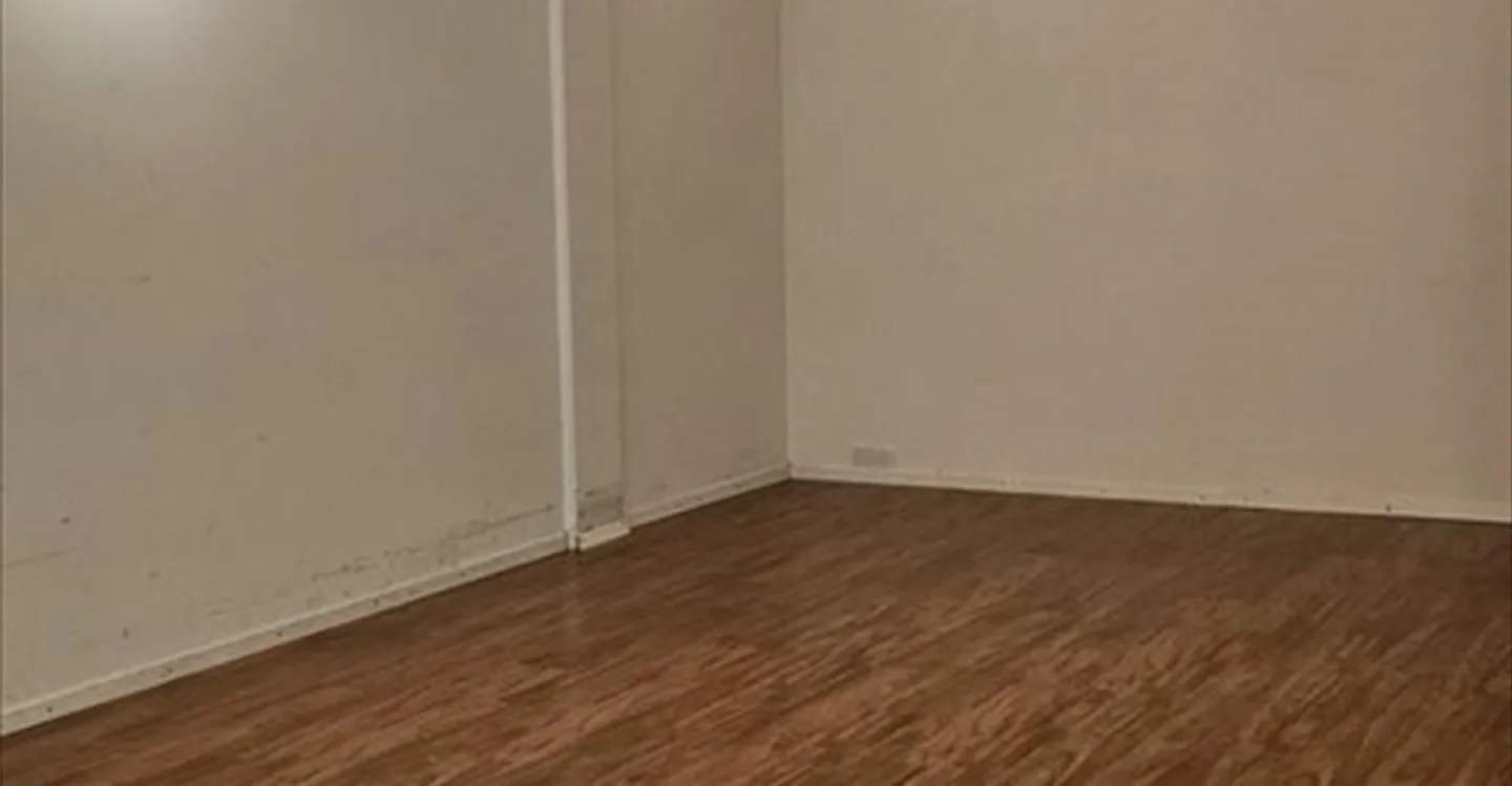 Mischgenutztes Gebäude mieten - Foto 1 von 12