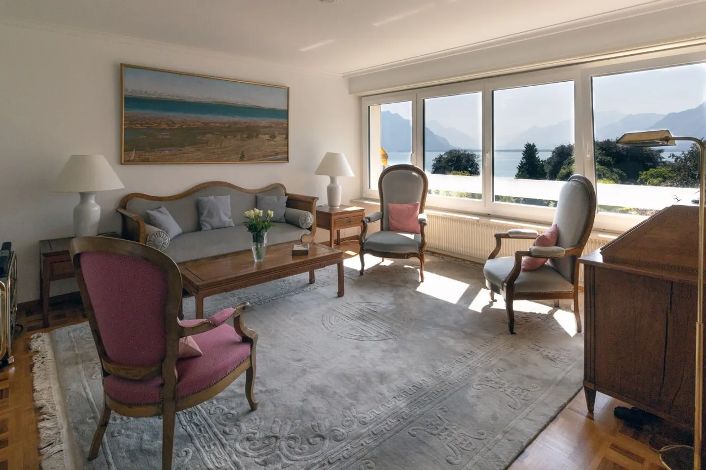 In affitto - Bellissimo appartamento arredato di 4,5 locali con vista lago a La Tour-de-Peilz (VD) - Foto 2 di 13