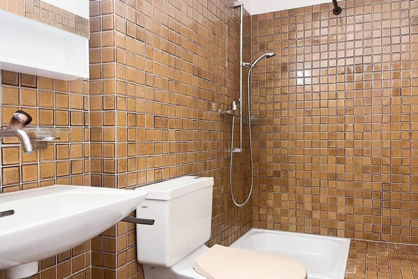 Appartement confortable de 3,5 pièces avec cheminée à louer - Photo 6 sur 9