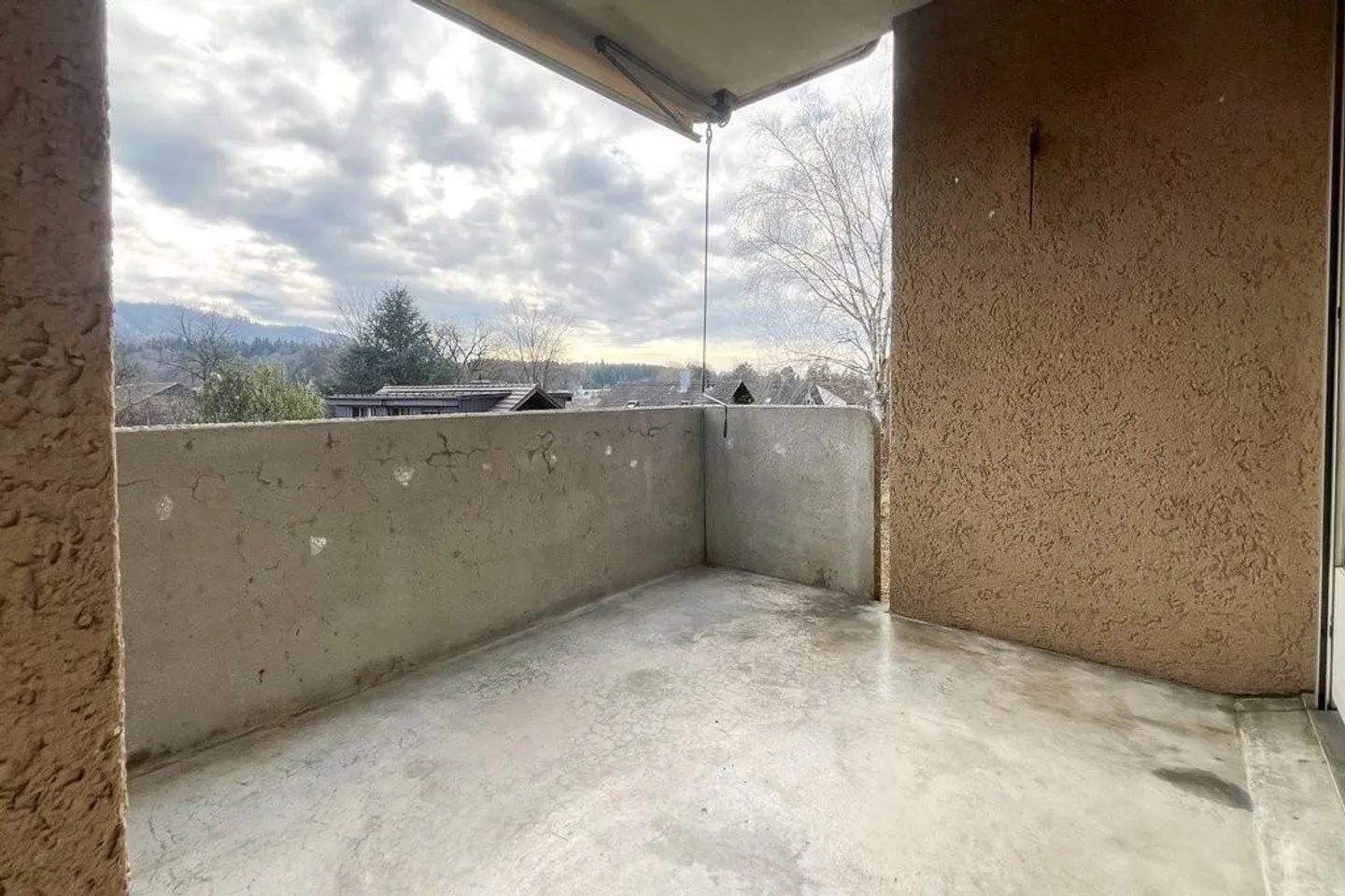 Appartement confortable de 3,5 pièces avec cheminée à louer - Photo 9 sur 9