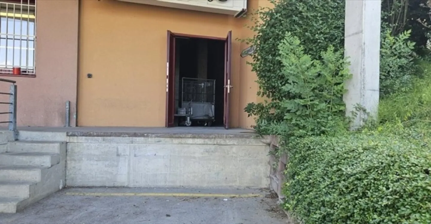 Mischgenutztes Gebäude mieten - Foto 7 von 12