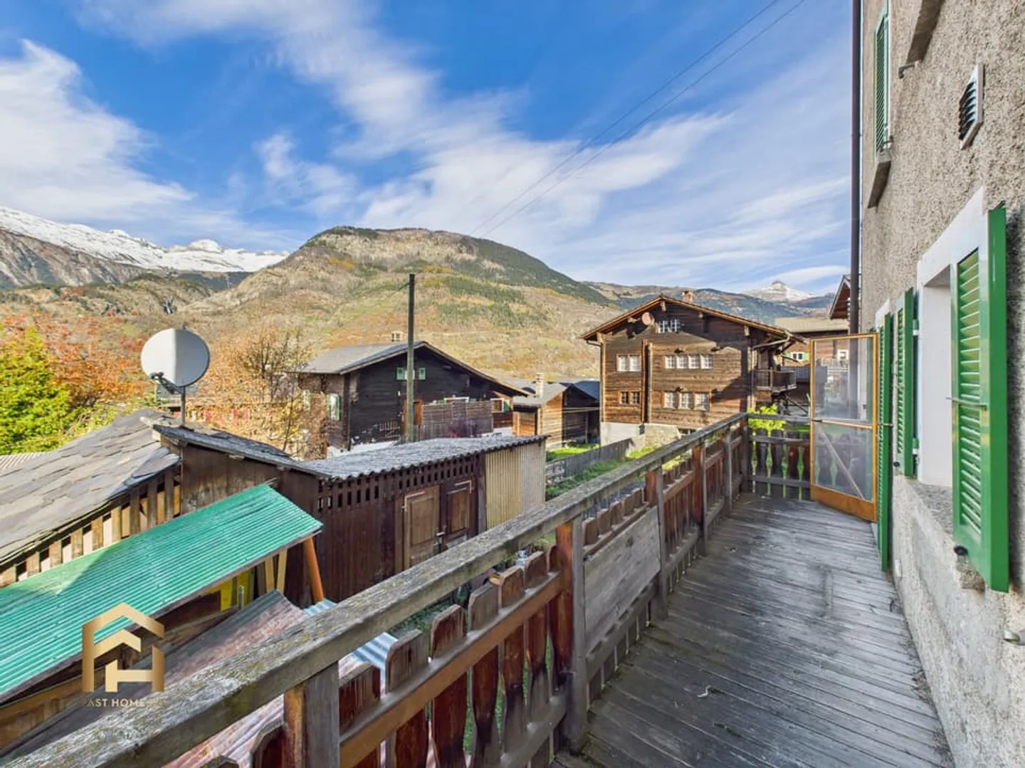 Einzigartige 4.5-ZWG  charmant, gepflegt und zentral im Dorfkern von - Photo 9 sur 13