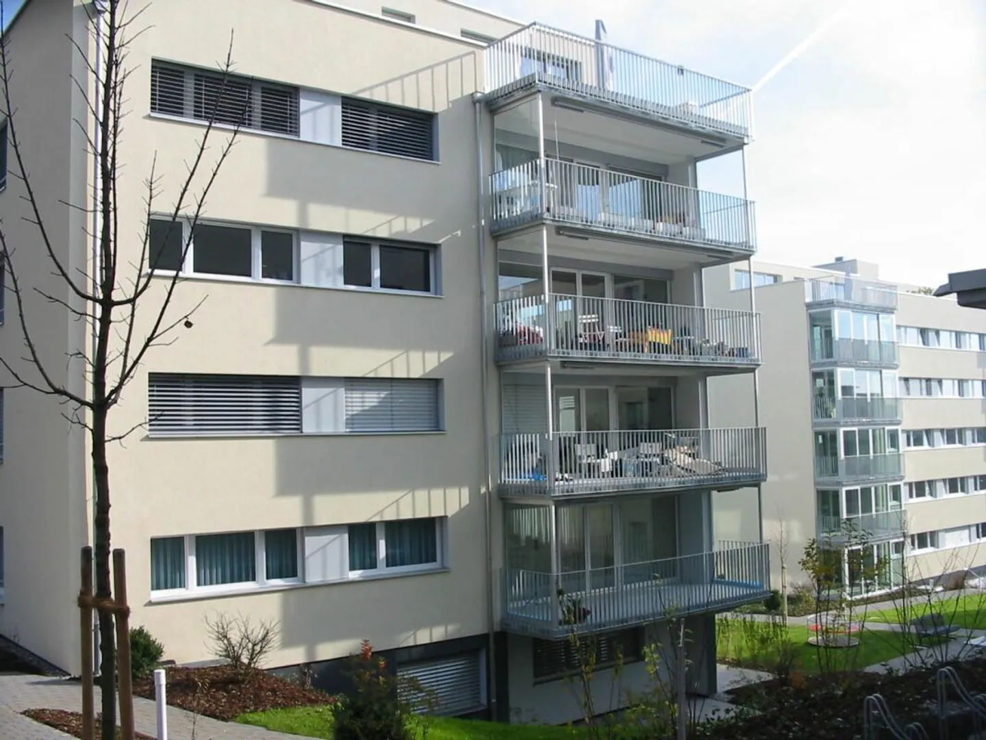 Bright 4.5-room apartment with balcony in a central location - Photo 1 of 6