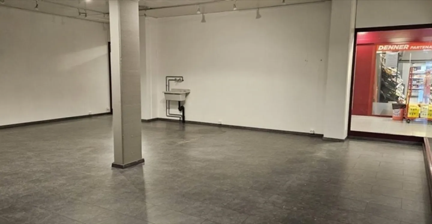 Mischgenutztes Gebäude mieten - Foto 12 von 12