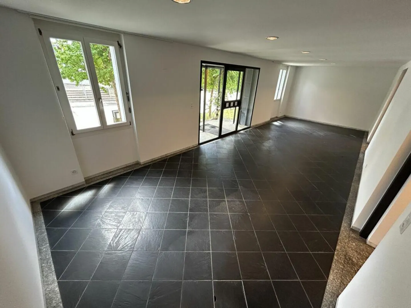 Espace de bureau avec une visibilité optimale - Photo 5 sur 9