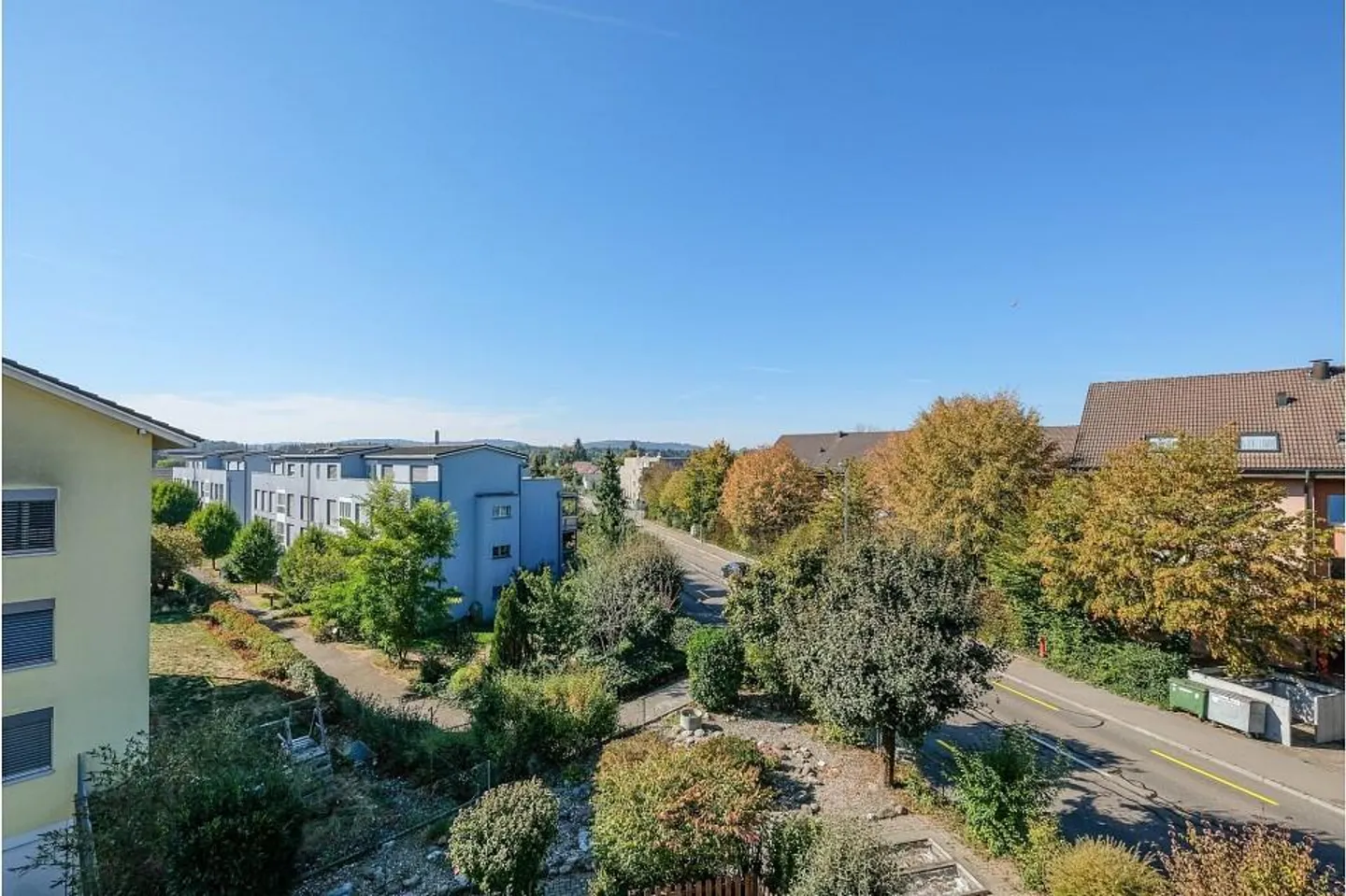 Ampio appartamento di 3,5 locali in una posizione estremamente centrale e soleggiata a Fislisbach vicino a Baden! - Foto 10 di 13