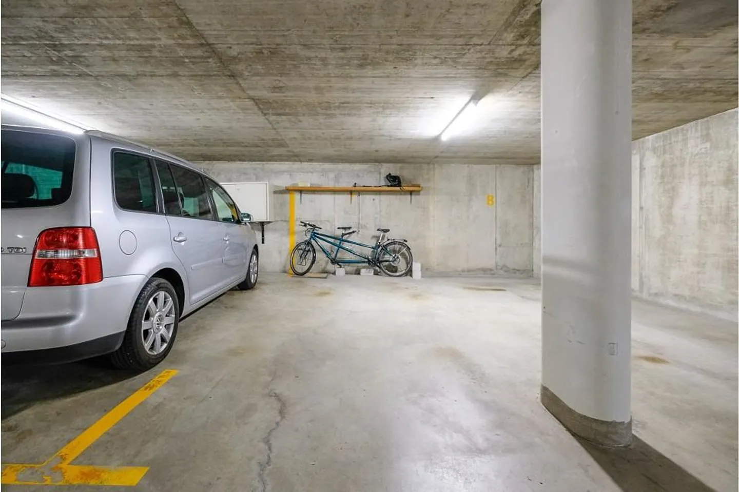 Ampio appartamento di 3,5 locali in una posizione estremamente centrale e soleggiata a Fislisbach vicino a Baden! - Foto 13 di 13