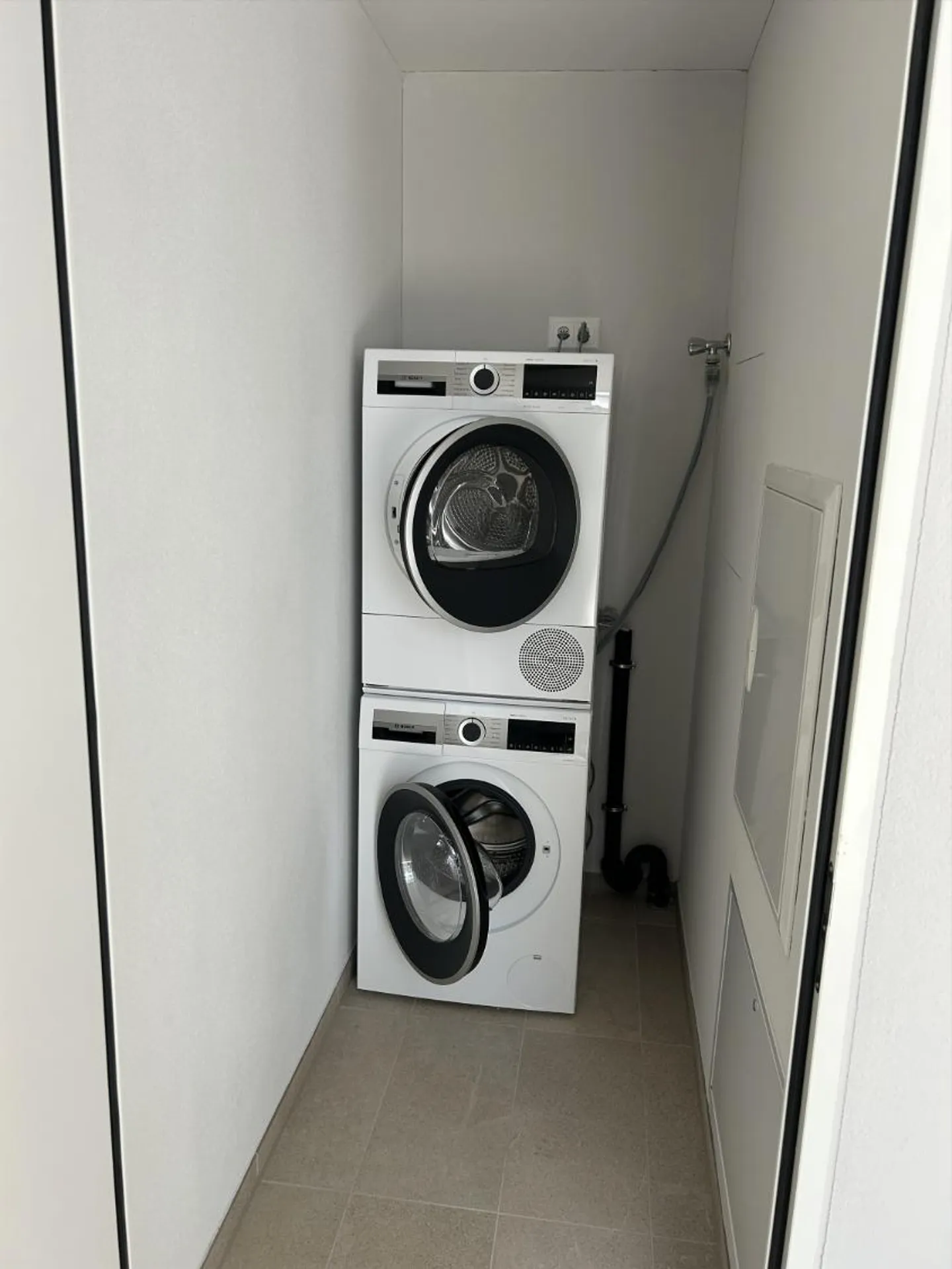 2.5 Room Apartment - Photo 6 of 6