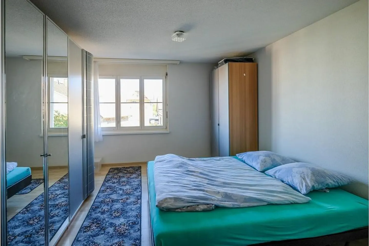 Ampio appartamento di 3,5 locali in una posizione estremamente centrale e soleggiata a Fislisbach vicino a Baden! - Foto 5 di 13