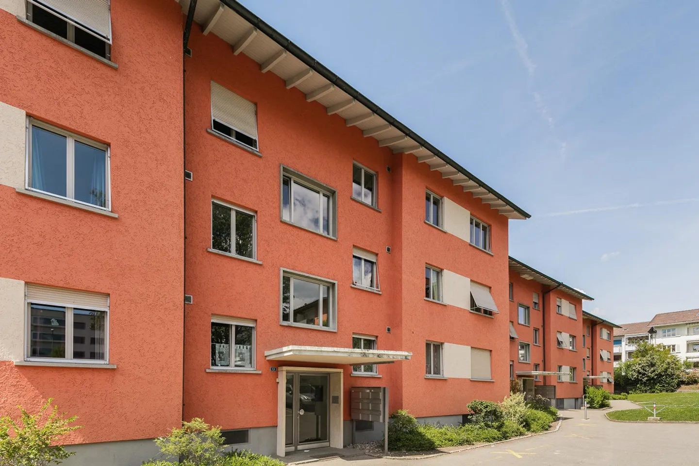 Attractive apartment near Kloten Airport - Photo 2 of 5