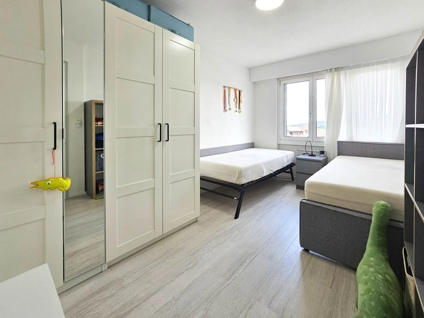 Appartamento attraente con 6 stanze e 128 m² in una posizione centrale a Bazenheid - Foto 9 di 13