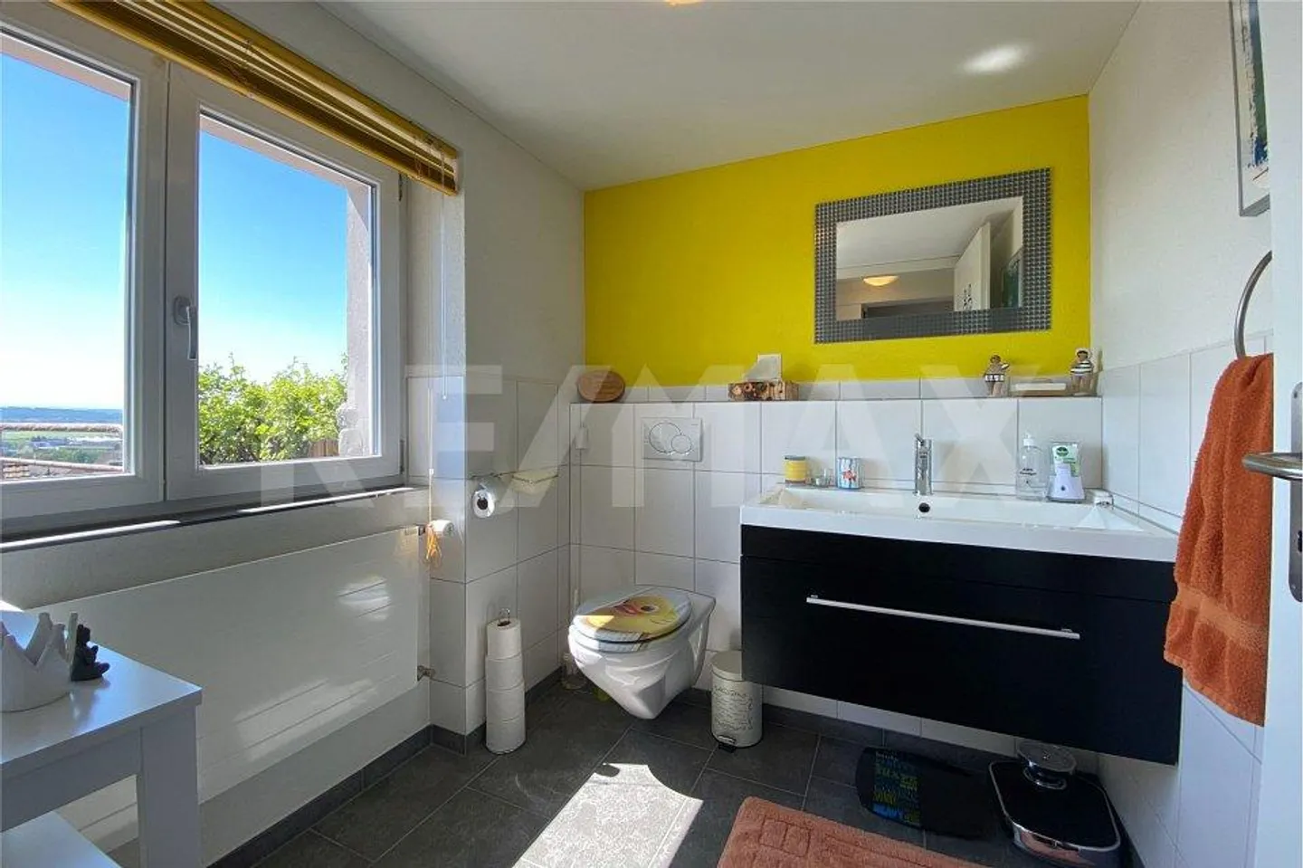 Maison jumelée 6.5 pièces - Photo 3 sur 13