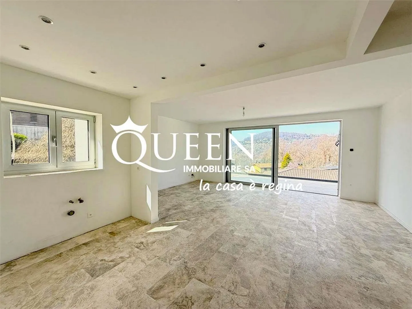 Carabbia: Villa with 6.5 rooms, 183 m², renovated, garden, pool - Photo 6 of 13