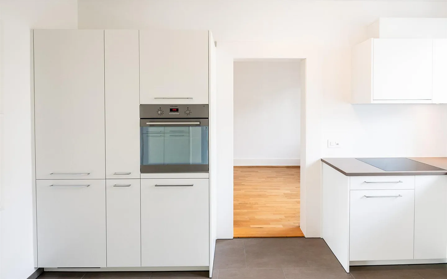 3.5-Room Apartment in Schaffhausen - Photo 2 of 10