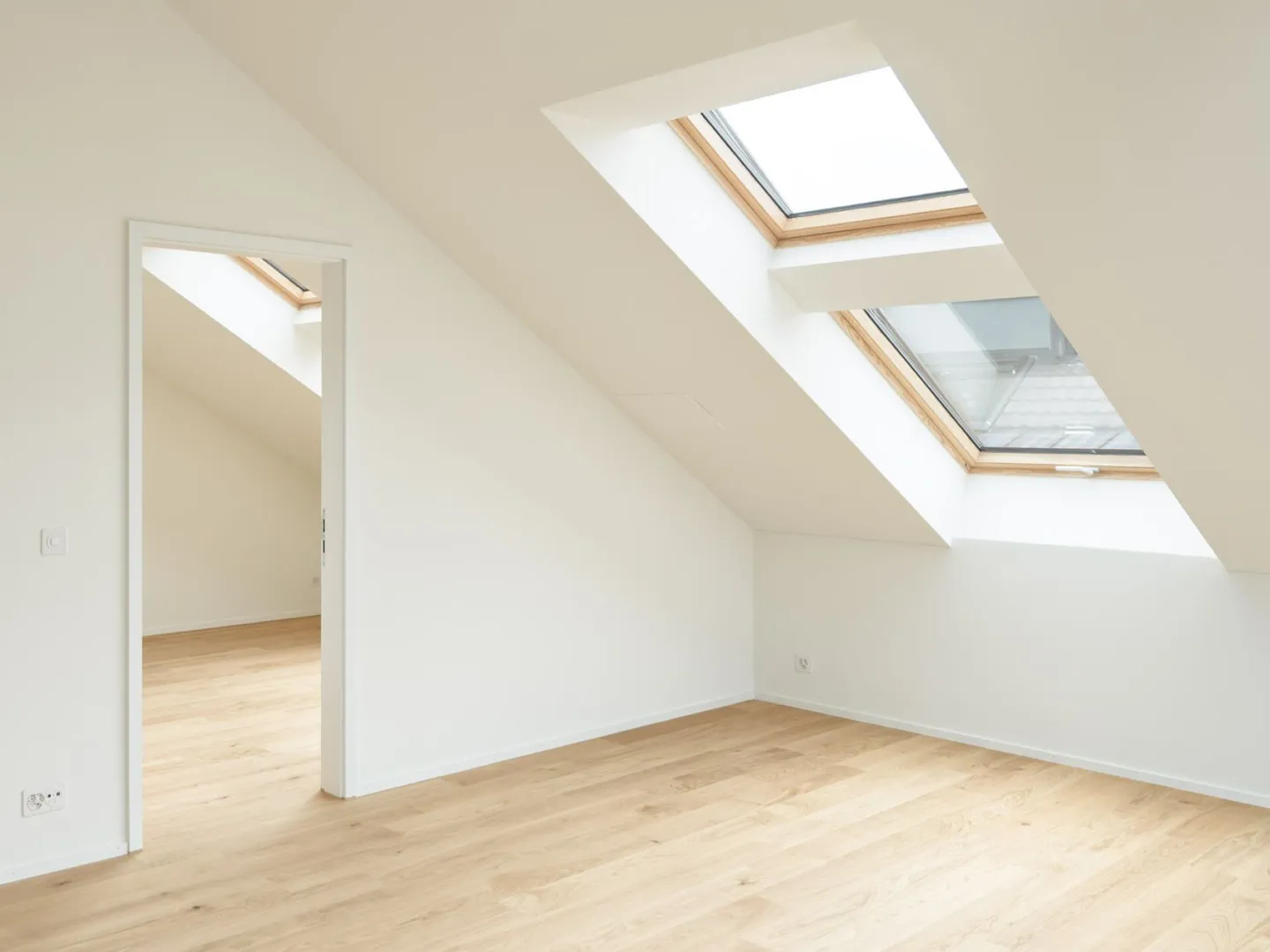 Grosszügige 3½-Zimmer-Dachwohnung mit Galerie und Balkon Kopie - Foto 10 di 15