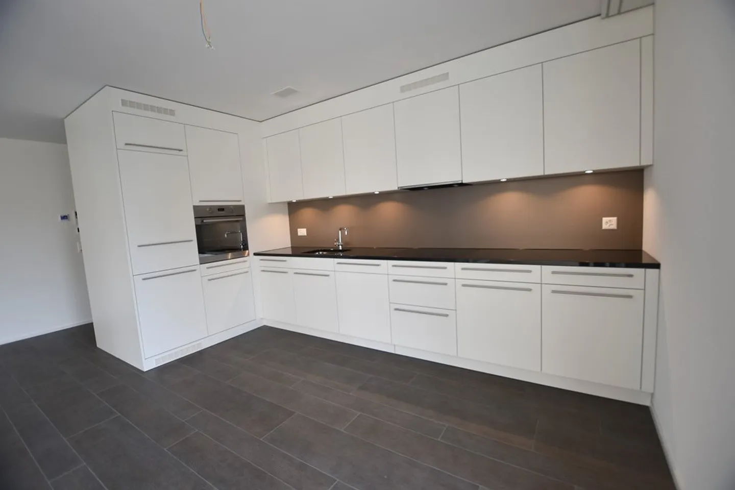 Appartement moderne 2.5 pièces - Photo 4 sur 11