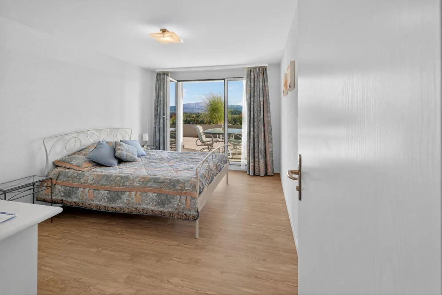 Vivre avec une vue et du calme - Maison de terrasse spacieuse dans un emplacement ensoleillé - Photo 3 sur 12