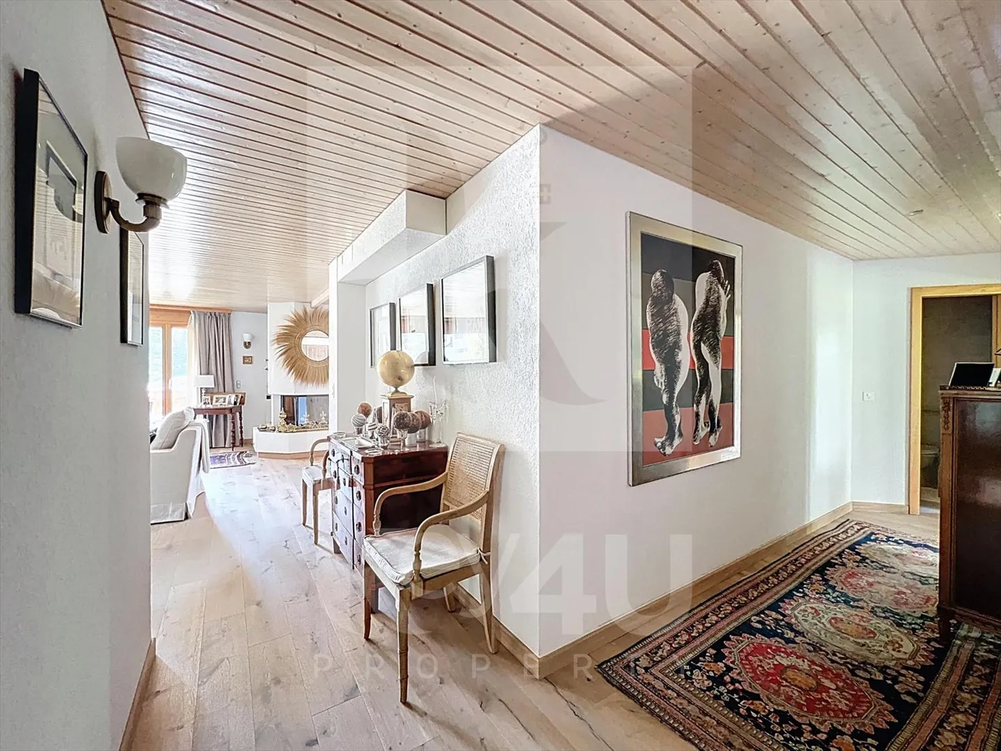 Appartamento 4,5 stanze? Un modo di vivere esclusivo nel cuore delle Alpi - Foto 5 di 13