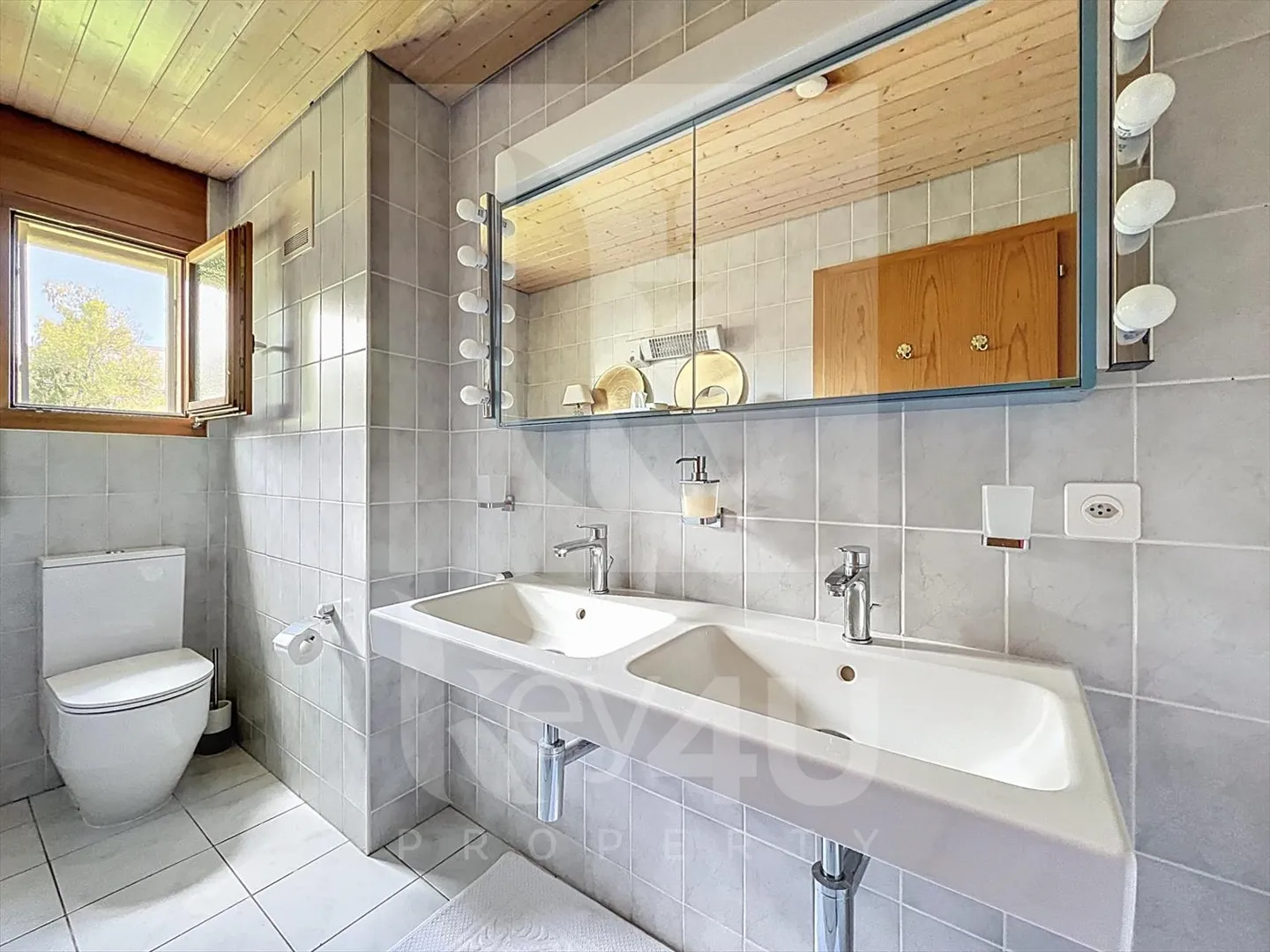 Appartamento 4,5 stanze? Un modo di vivere esclusivo nel cuore delle Alpi - Foto 9 di 13