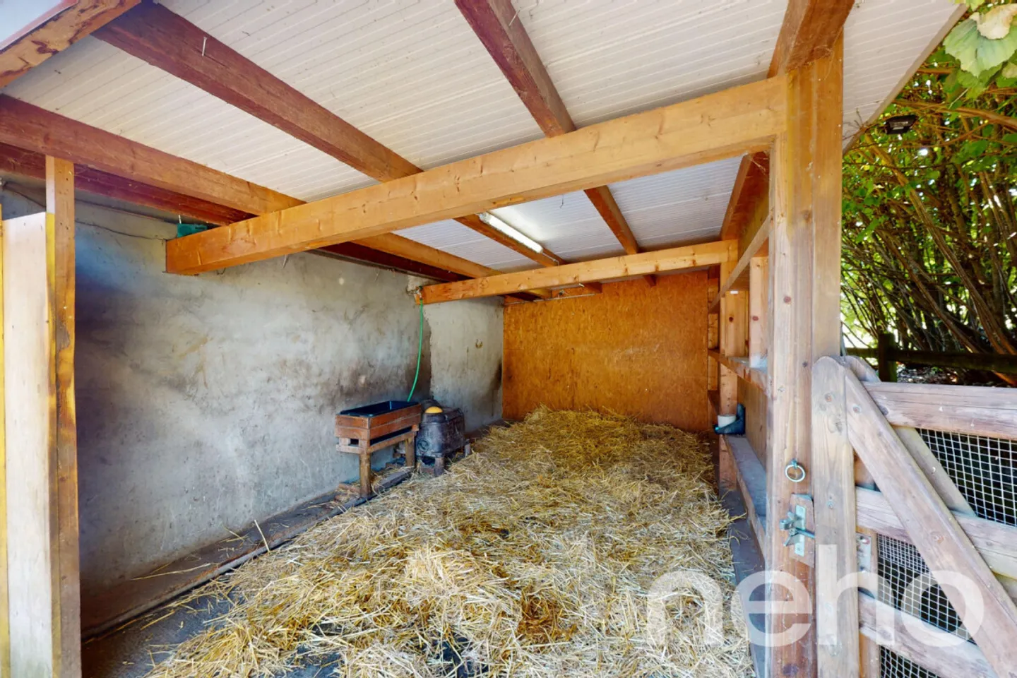 Fattoria ristrutturata con stalla di proprietà - Foto 8 di 13