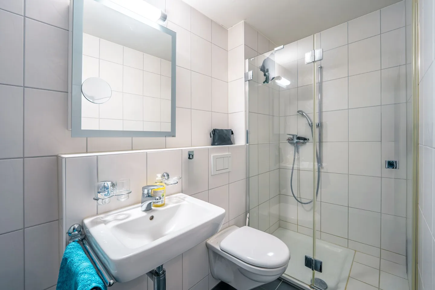 Spacious 4.5-room apartment with balcony and garden seating area - Photo 13 of 15