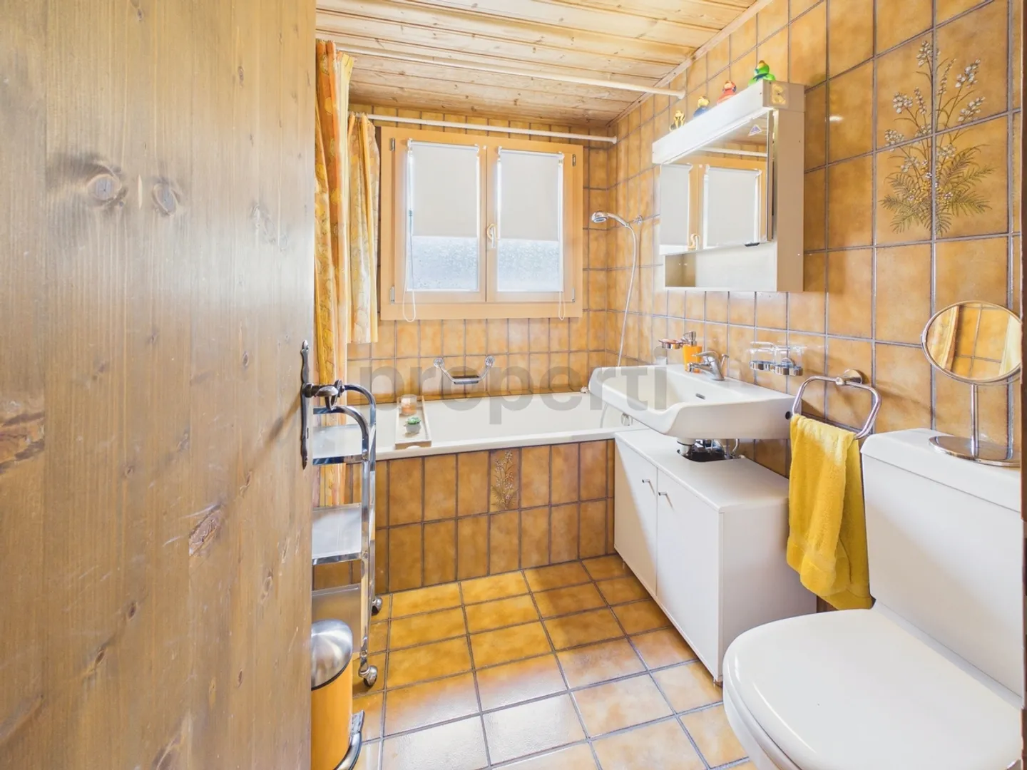 Stilvolle möbilierte 2.5-Zimmer-Dachwohnung - Photo 6 of 12