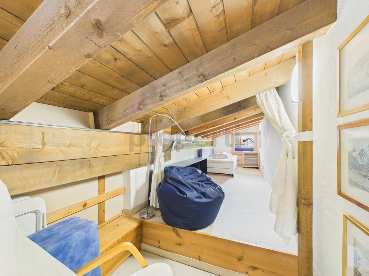 Stilvolle möbilierte 2.5-Zimmer-Dachwohnung - Photo 7 of 12