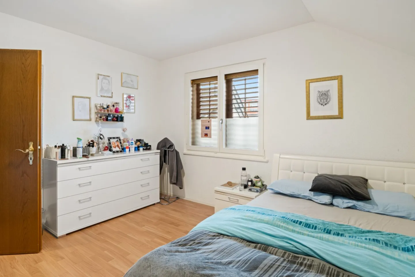 Geräumiges Familienhaus mit Garten - Foto 11 von 14