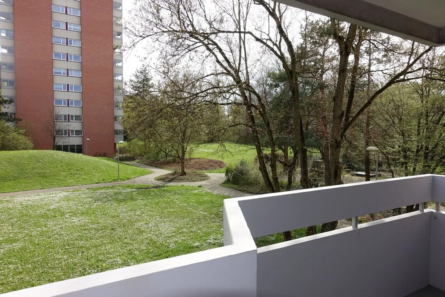 Home in beautiful Baselland! - Photo 9 of 10