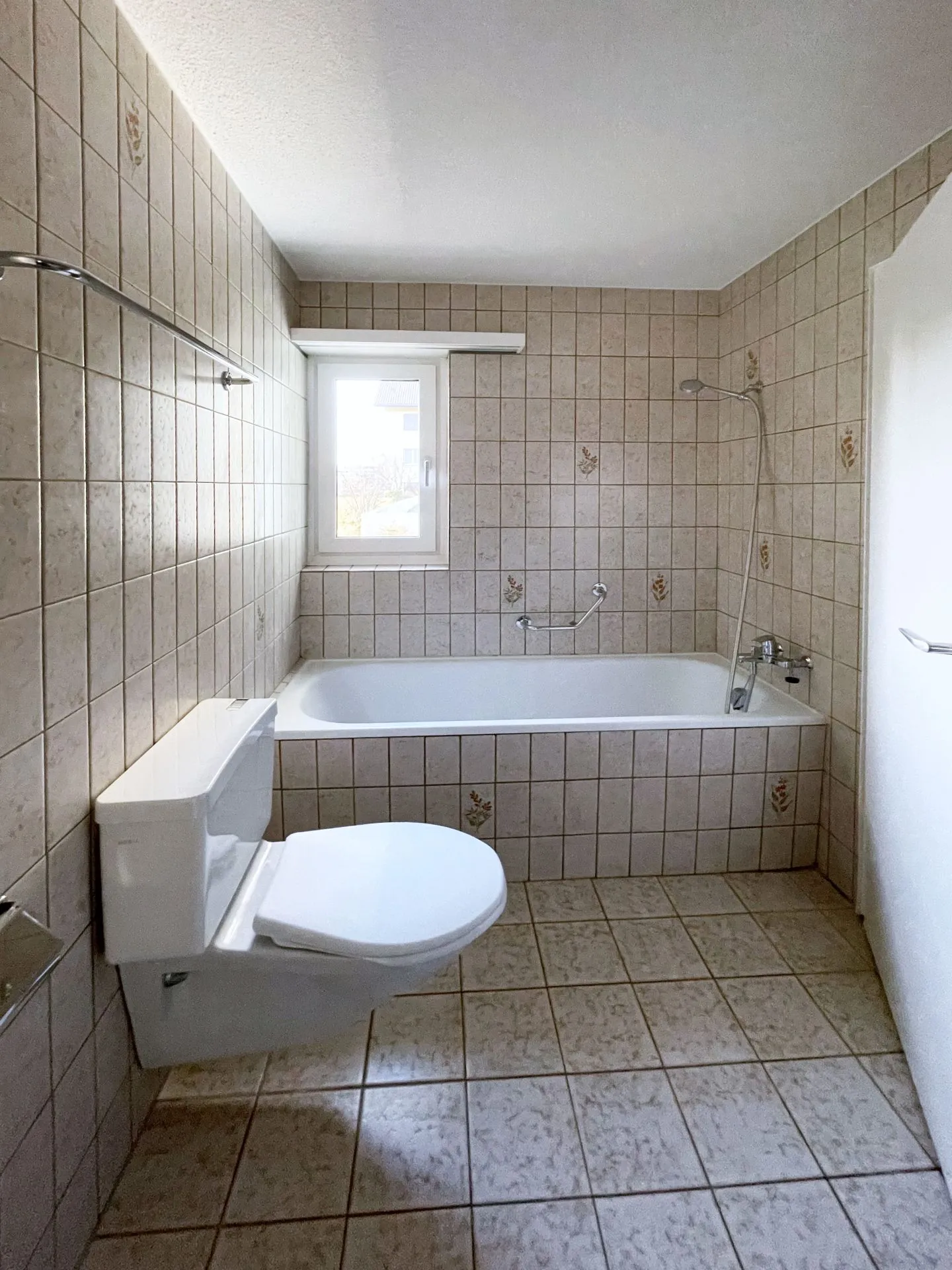 Living in the Green - Photo 13 of 19