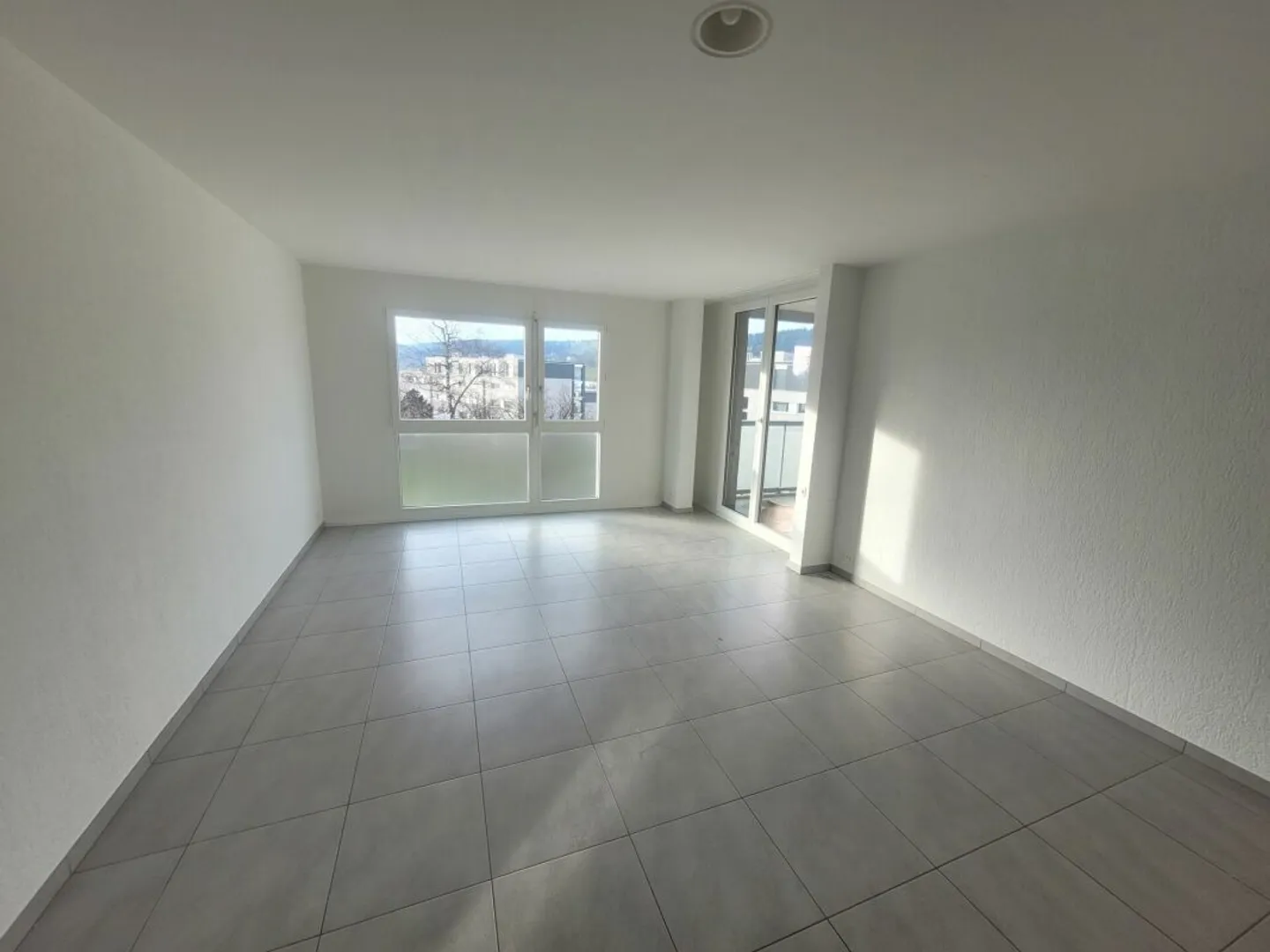 4.5-room family apartment near schools - Photo 1 of 9