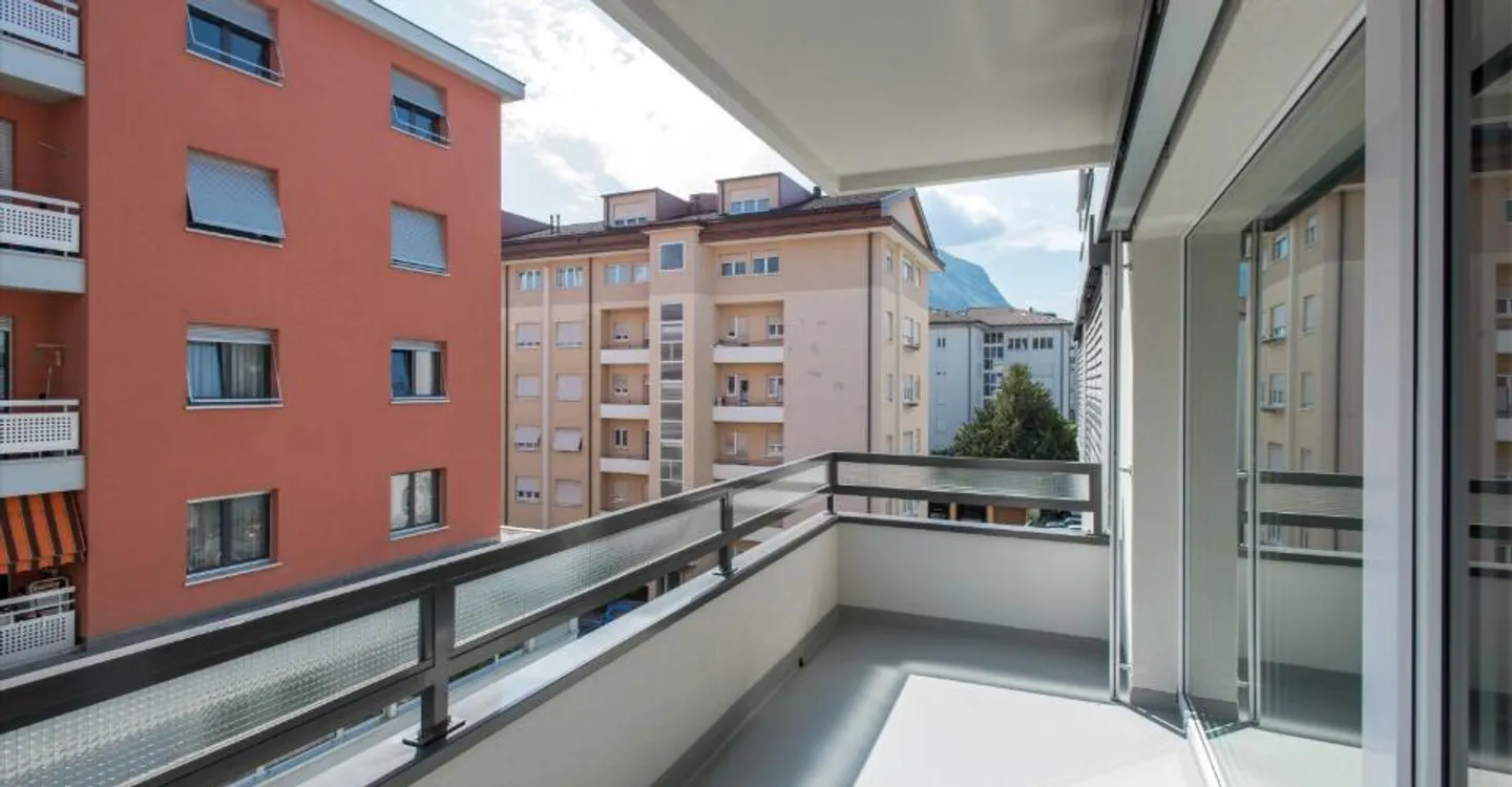 Strategisch 2.5 Zimmer - Foto 7 von 7