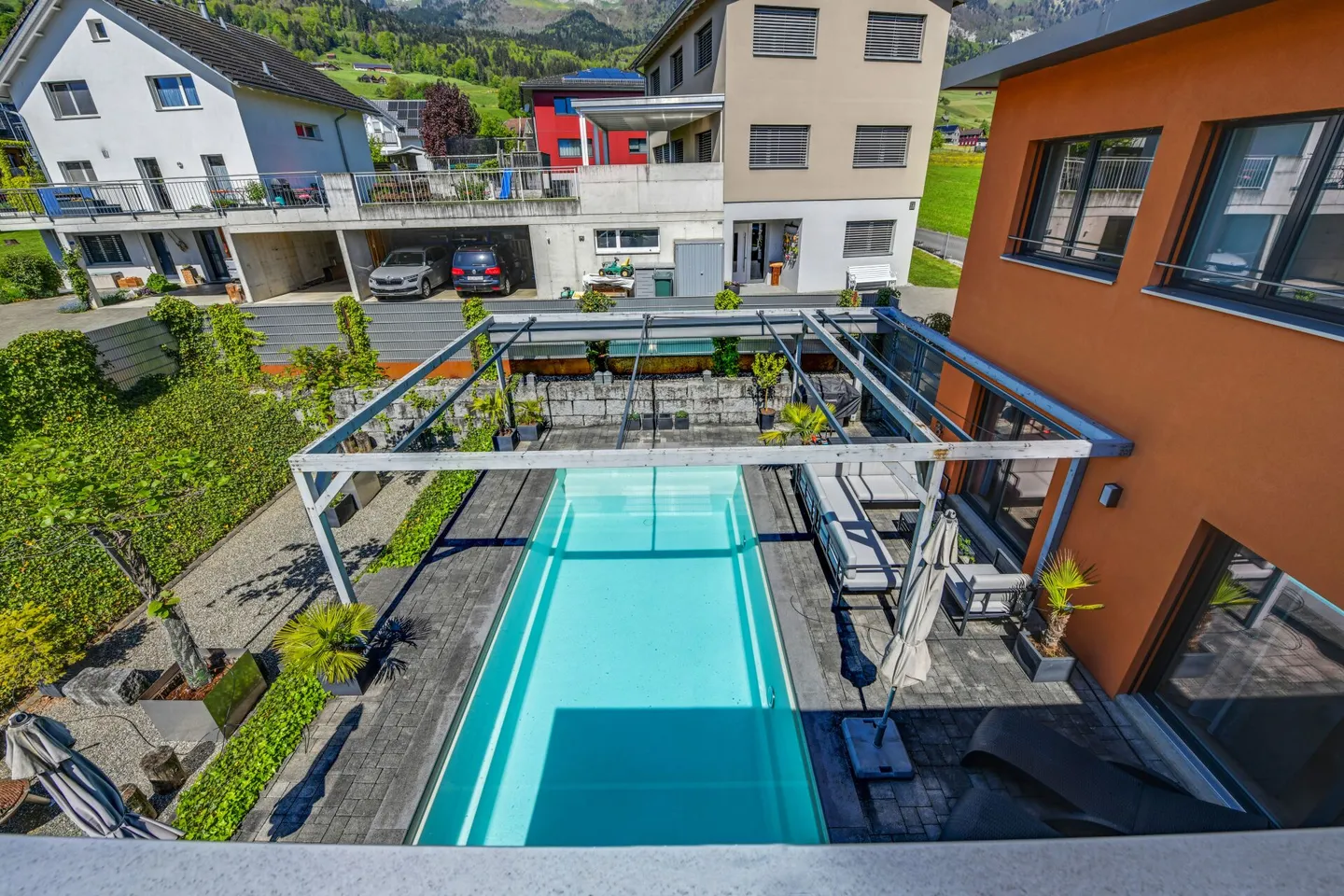 Modernes Einfamilienhaus mit Pool - Foto 20 von 28