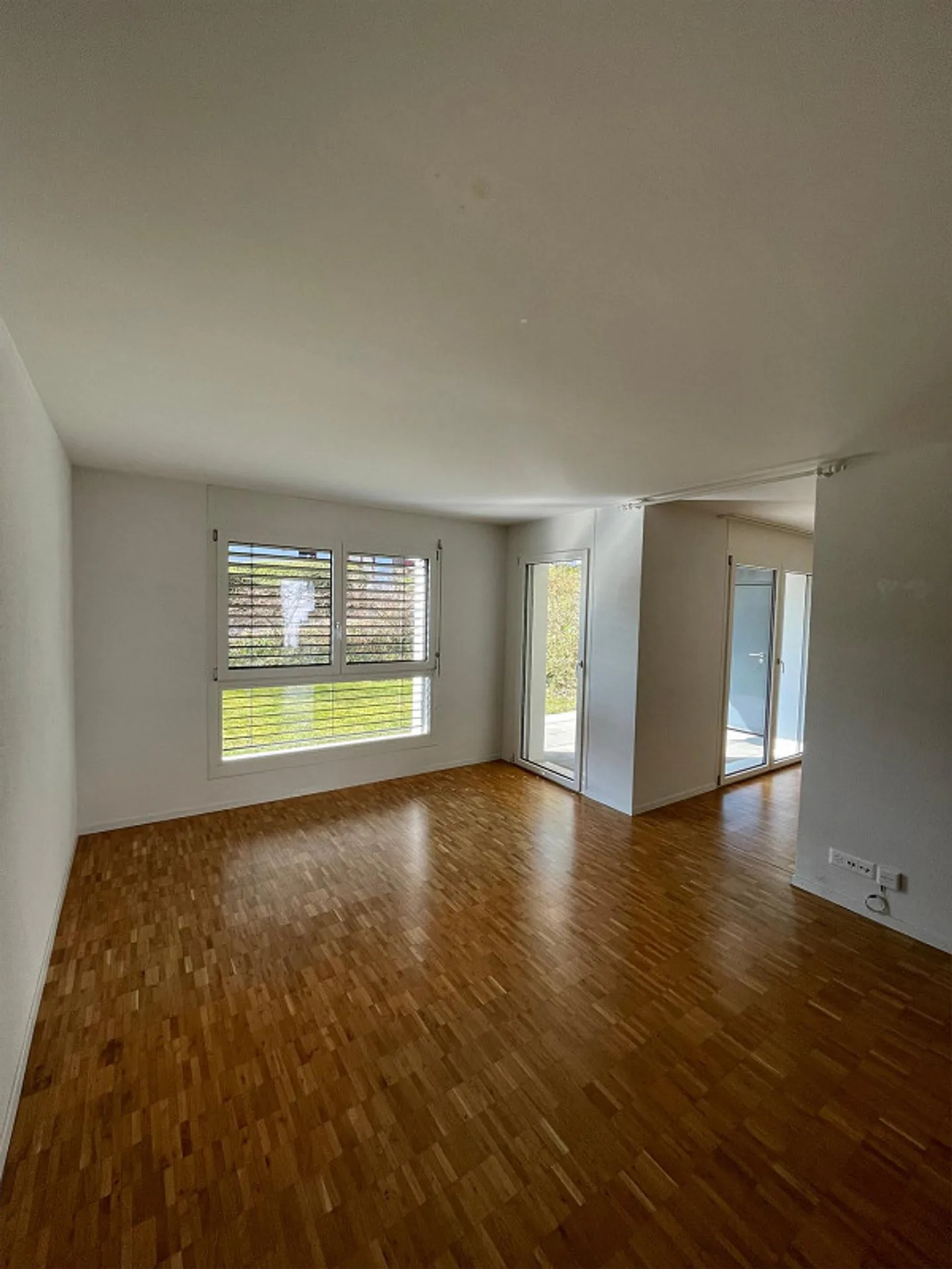 Beautiful 2.5-room apartment for rent - Photo 1 of 10