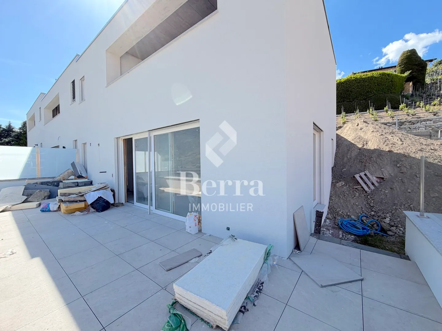 Villa moderne avec vue panoramique - Photo 1 sur 13