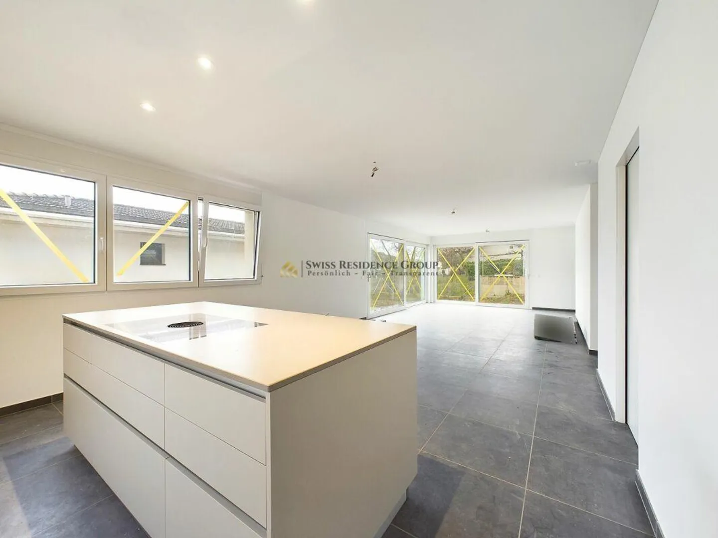 Nouvelle construction d'une maison individuelle de 5,5 pièces avec jardin privé - Photo 2 sur 14
