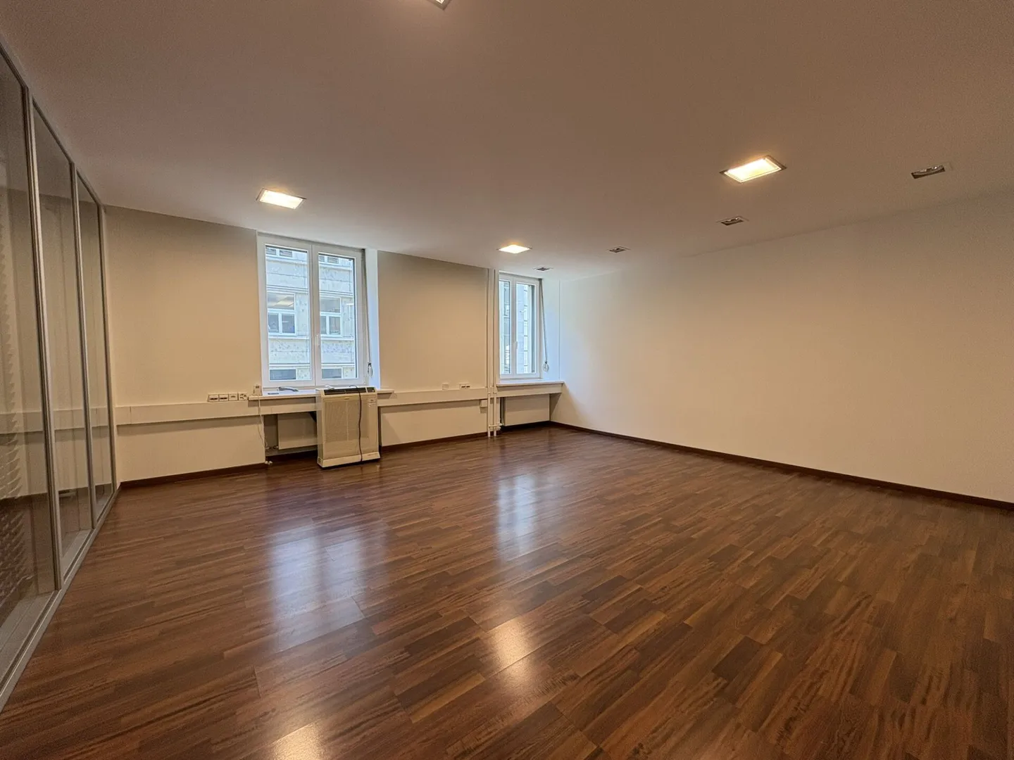 Bureaux attrayants dans un emplacement de choix - Photo 4 sur 5