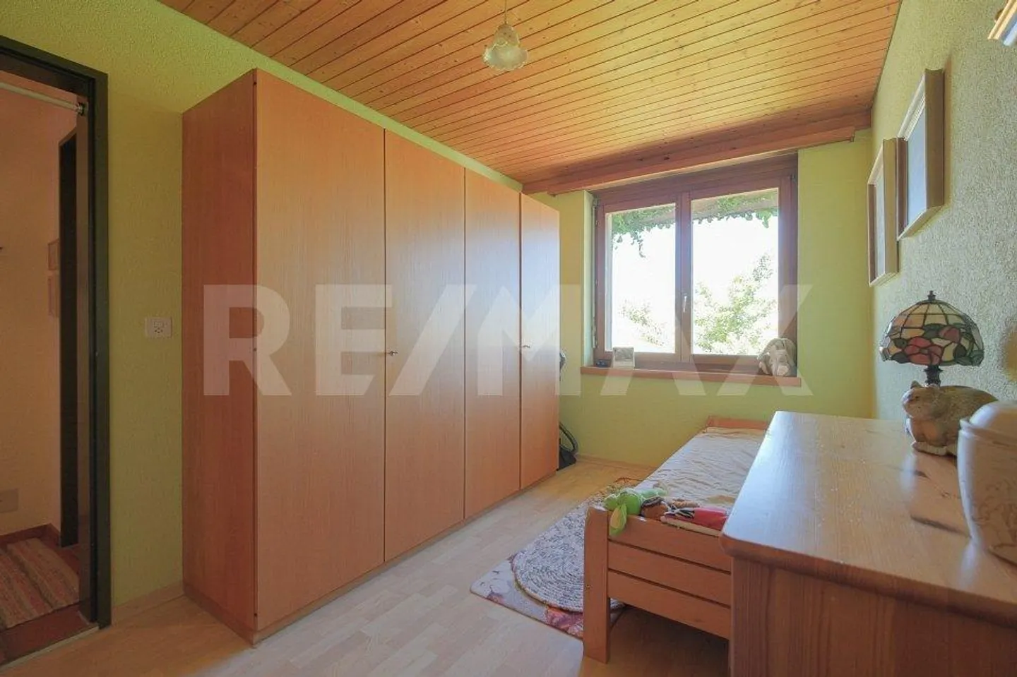 Ampio appartamento attico al confine della zona edificabile - Foto 9 di 12