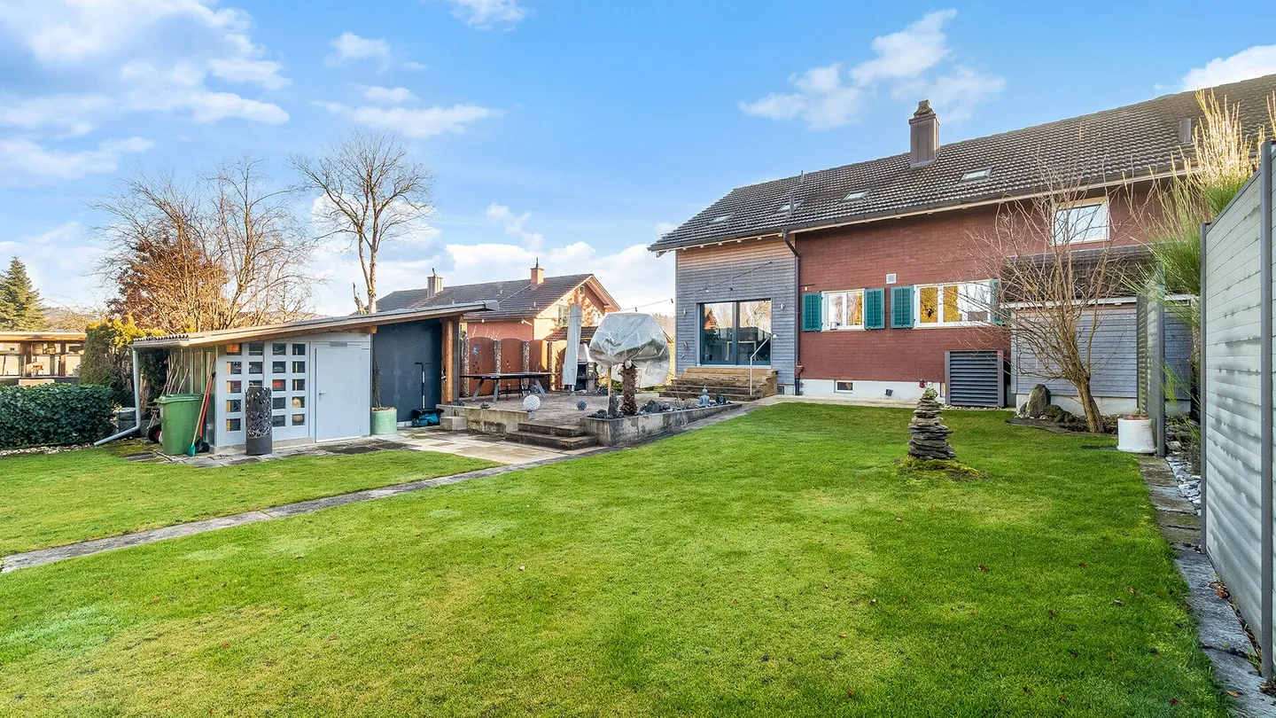 Idyllic Family Happiness and a Retreat of the Highest Class! - Photo 2 of 16